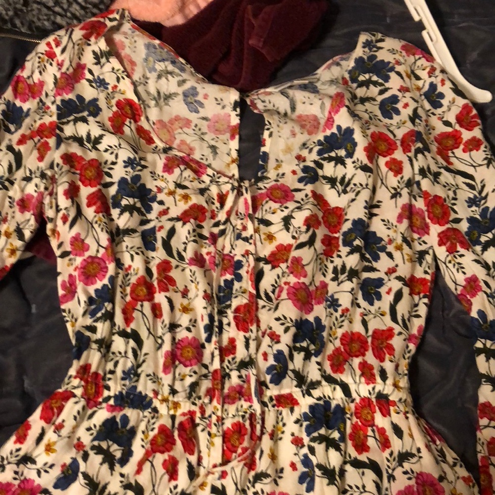 Romper - Picture 2 of 4